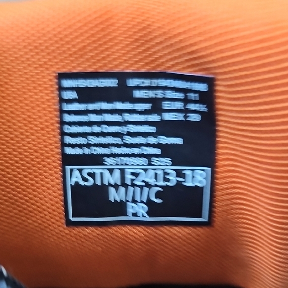 Siberia Survivewear Black and Orange Men's Rain & Snow Boots - Picture 4 of 6